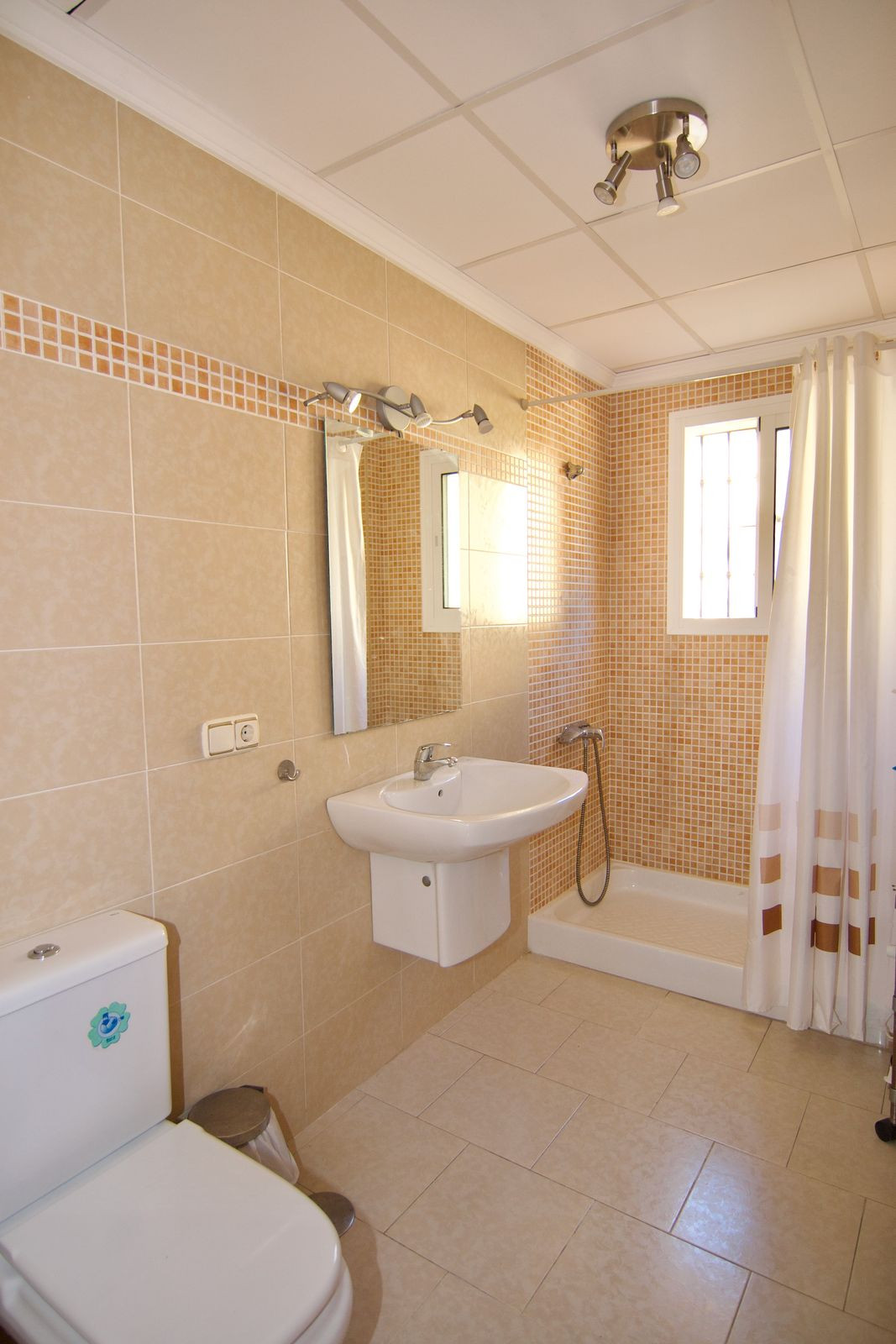 4 Bed Townhouse for sale in Alhaurín De La Torre Costa Del Sol, Málaga, Spain