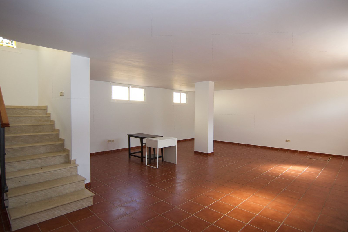 4 Bed Townhouse for sale in Alhaurín De La Torre Costa Del Sol, Málaga, Spain