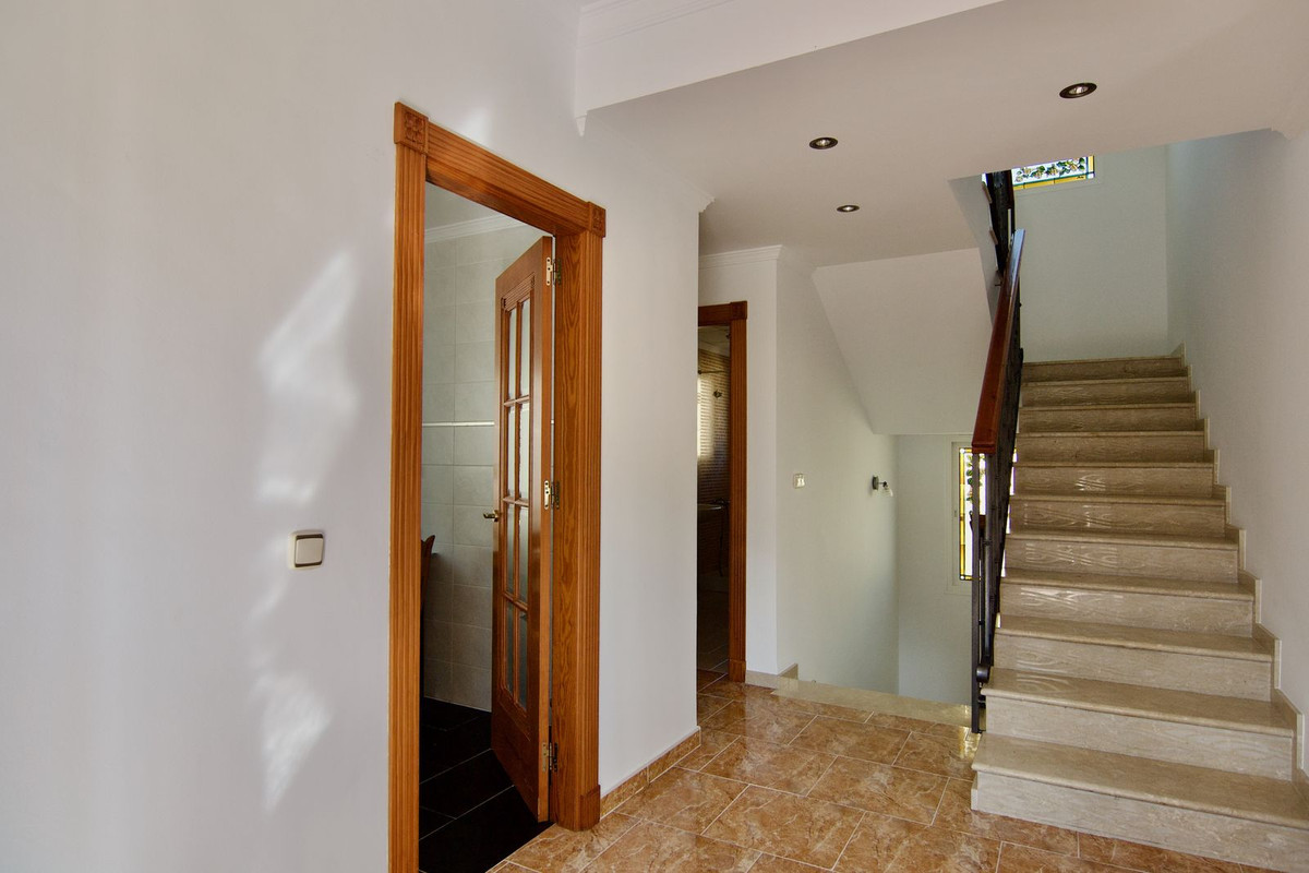 4 Bed Townhouse for sale in Alhaurín De La Torre Costa Del Sol, Málaga, Spain