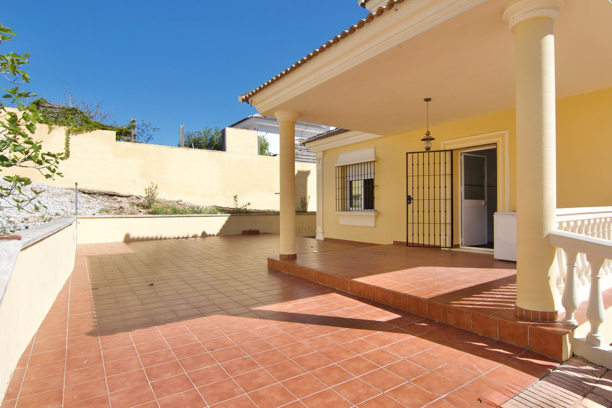 4 Bed Townhouse for sale in Alhaurín De La Torre Costa Del Sol, Málaga, Spain