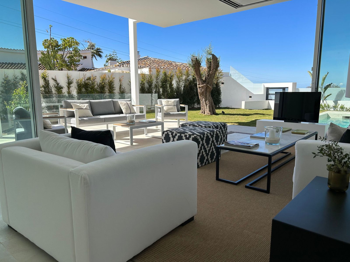 3 Bed Townhouse for sale in Marbella Costa Del Sol, Málaga, Spain