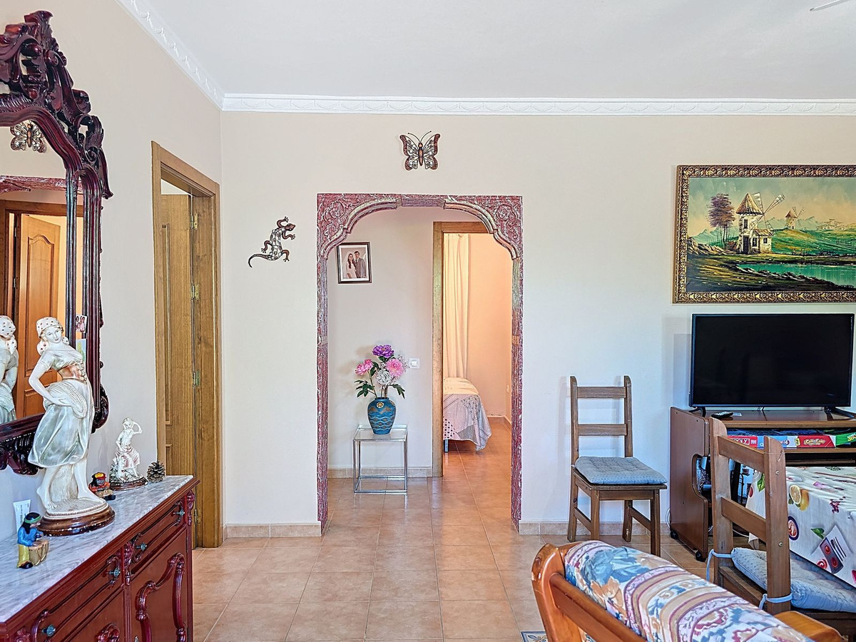 Se vende Finca - Cortijo de 3 dormitorios en Costa Del Sol East, Málaga, España
