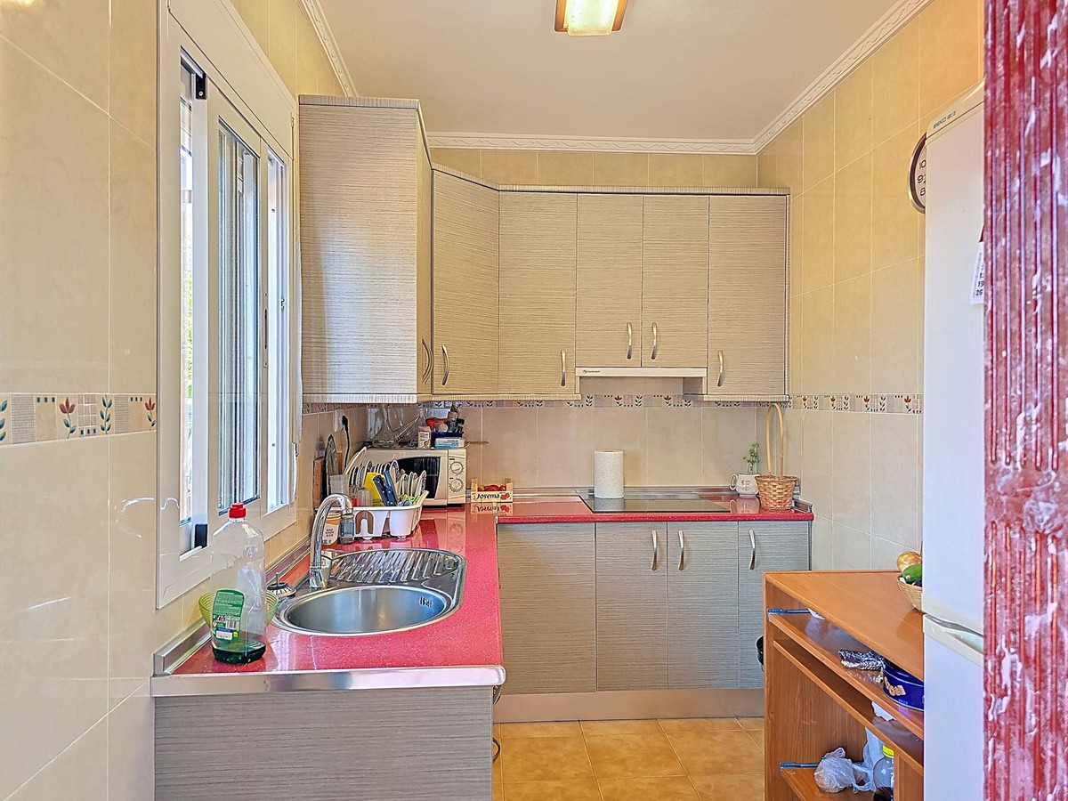 Se vende Finca - Cortijo de 3 dormitorios en Costa Del Sol East, Málaga, España