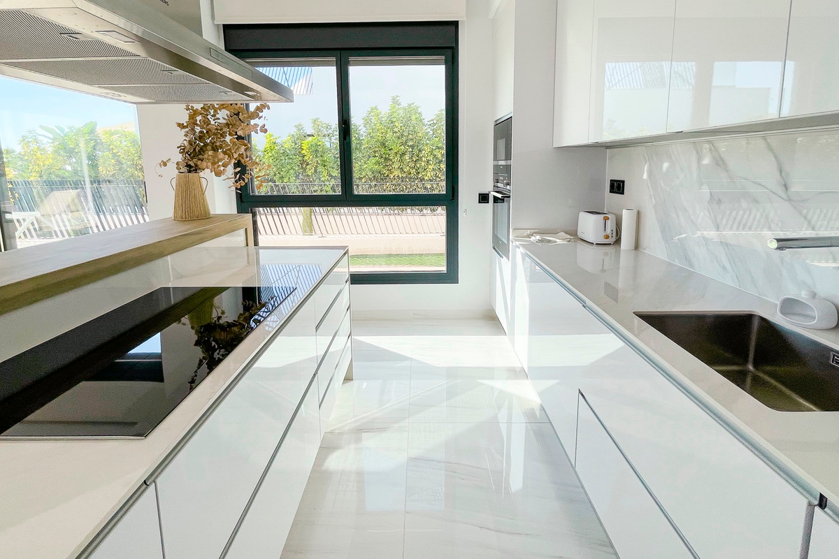 3 Bed Apartment for sale in Villajoyosa Costa Blanca, Alicante, Spain