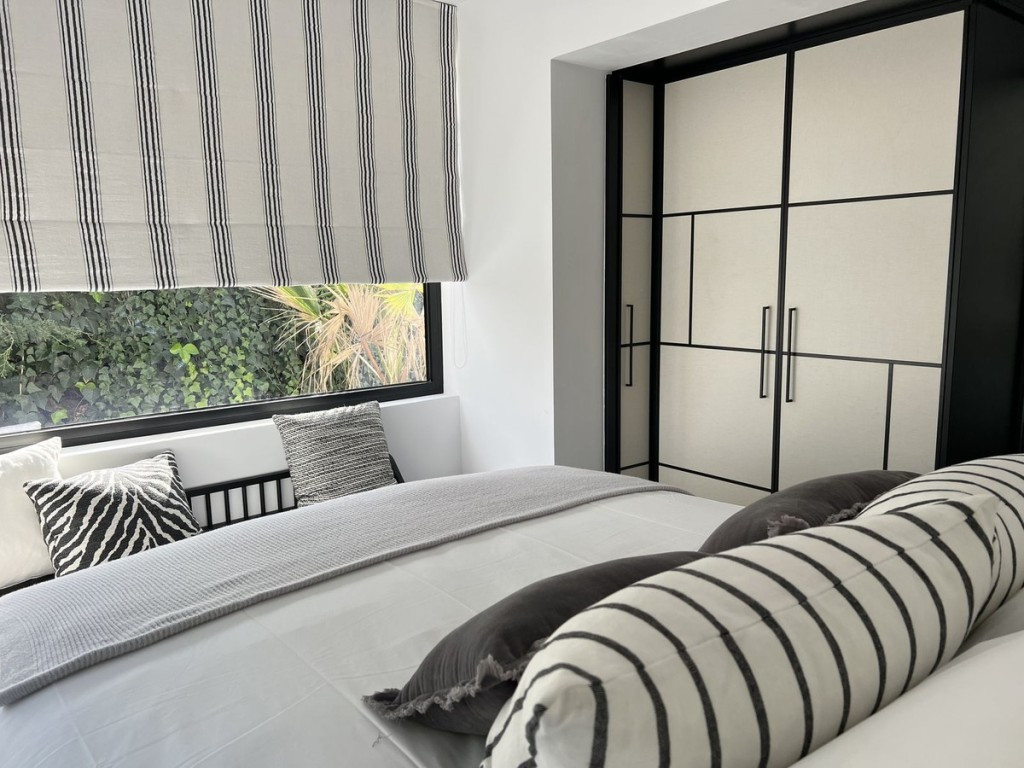 4 Bed Townhouse for sale in Nueva Andalucía Costa Del Sol, Málaga, Spain