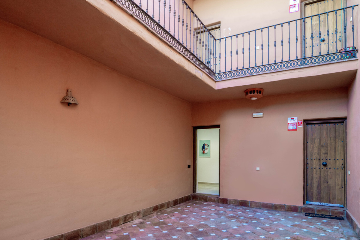 Se vende Apartamento Planta Media de 5 dormitorios en Costa Del Sol, Málaga, España