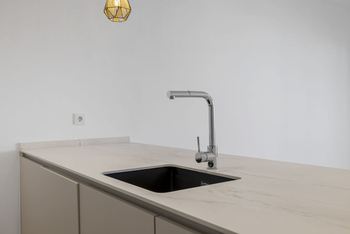 2 Bed Apartment for sale in Fuengirola Costa Del Sol, Málaga, Spain