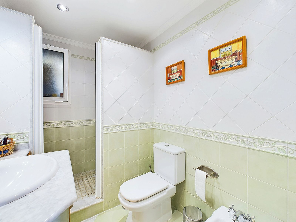 Se vende Adosada de 2 dormitorios en Costa Del Sol, Málaga, España