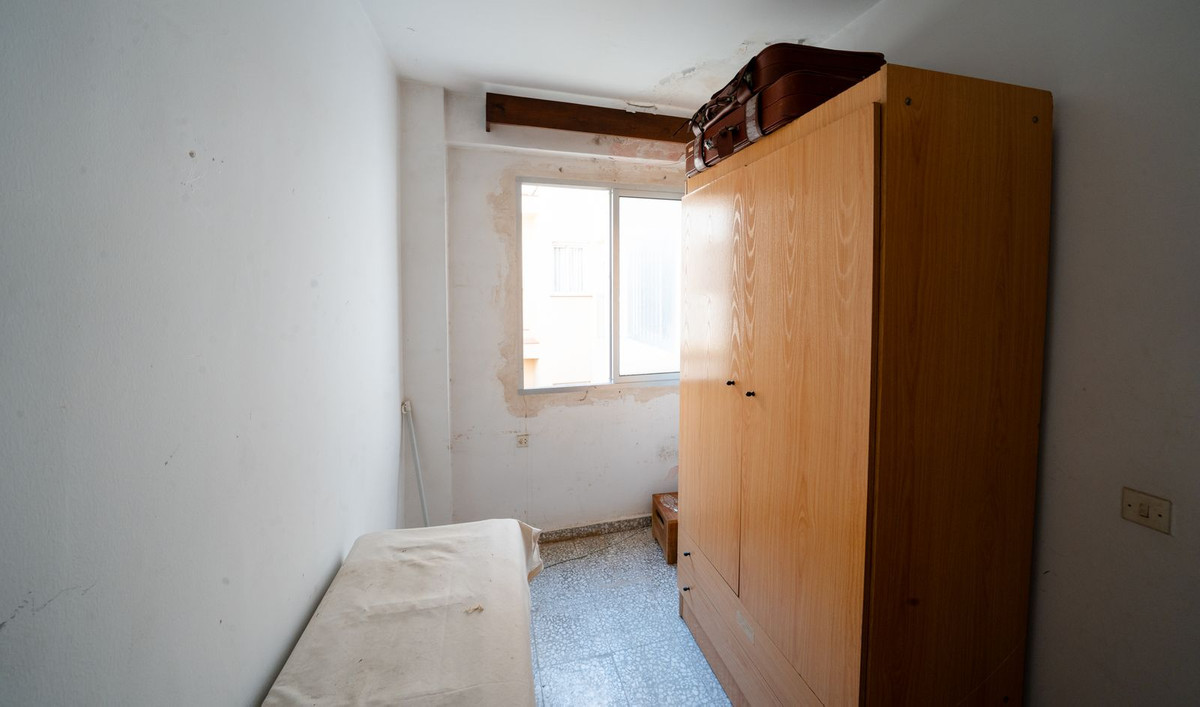 6 Bed Apartment for sale in Los Boliches Costa Del Sol, Málaga, Spain