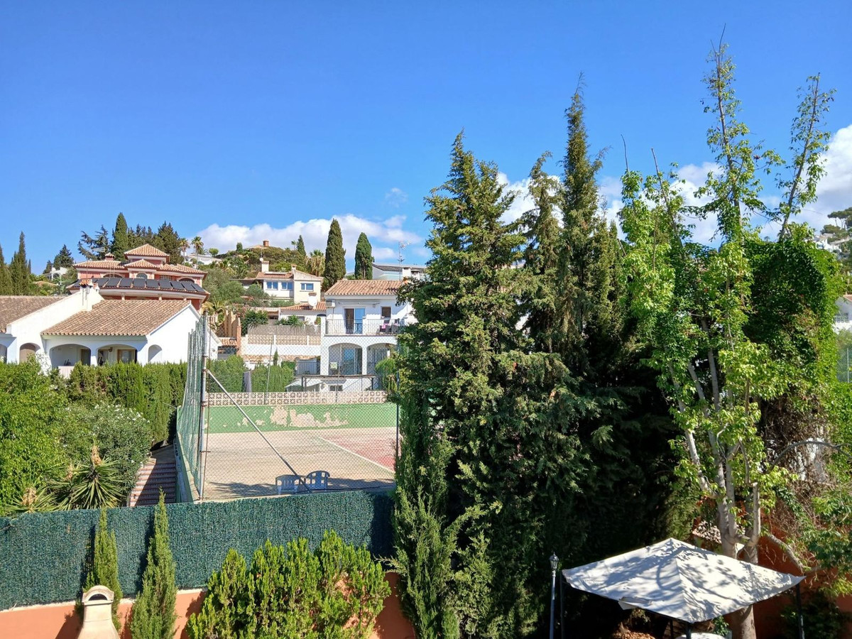 5 Bed Townhouse for sale in Mijas Costa Del Sol, Málaga, Spain