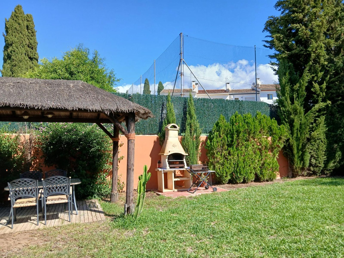 5 Bed Townhouse for sale in Mijas Costa Del Sol, Málaga, Spain