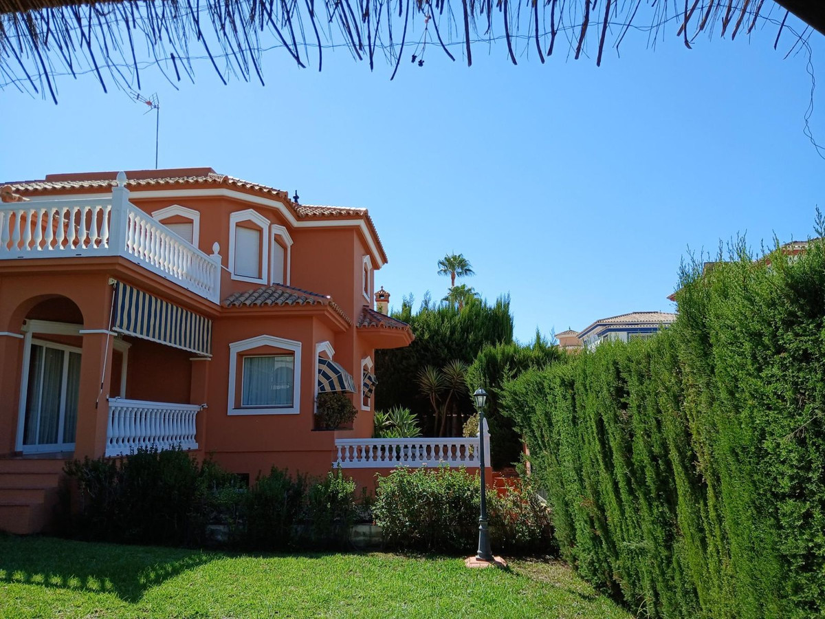 5 Bed Townhouse for sale in Mijas Costa Del Sol, Málaga, Spain
