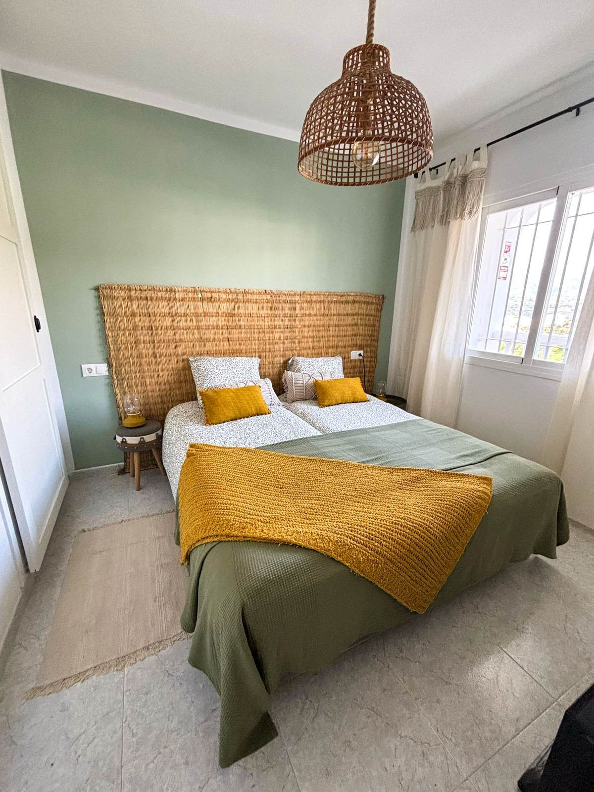 Se vende Apartamento Planta Baja de 2 dormitorios en Costa Del Sol East, Málaga, España