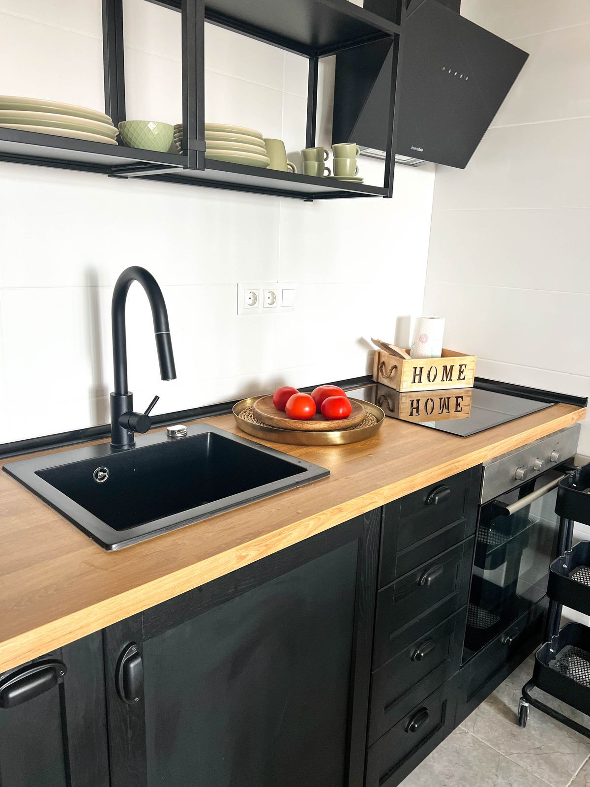 Se vende Apartamento Planta Baja de 2 dormitorios en Costa Del Sol East, Málaga, España