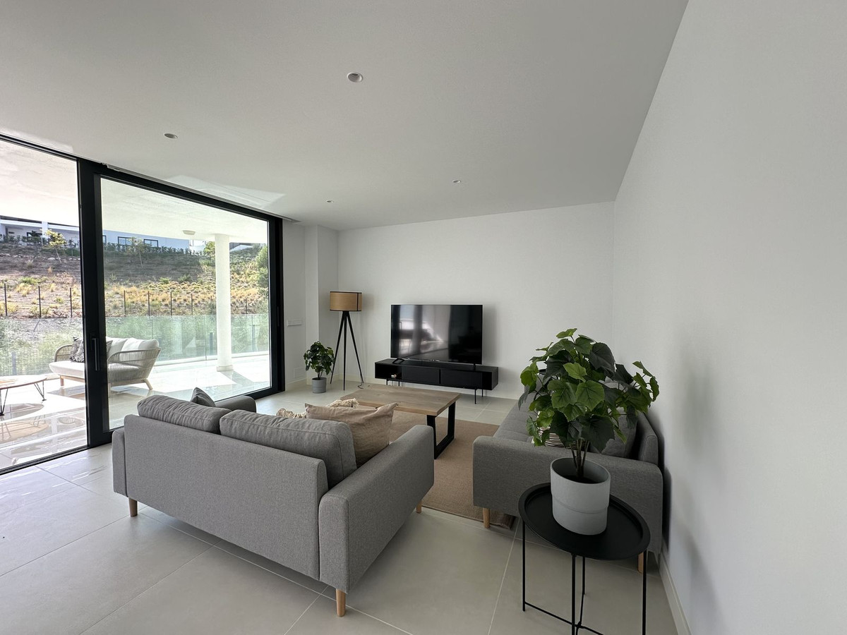 3 Bed Apartment for sale in Higueron Costa Del Sol, Málaga, Spain