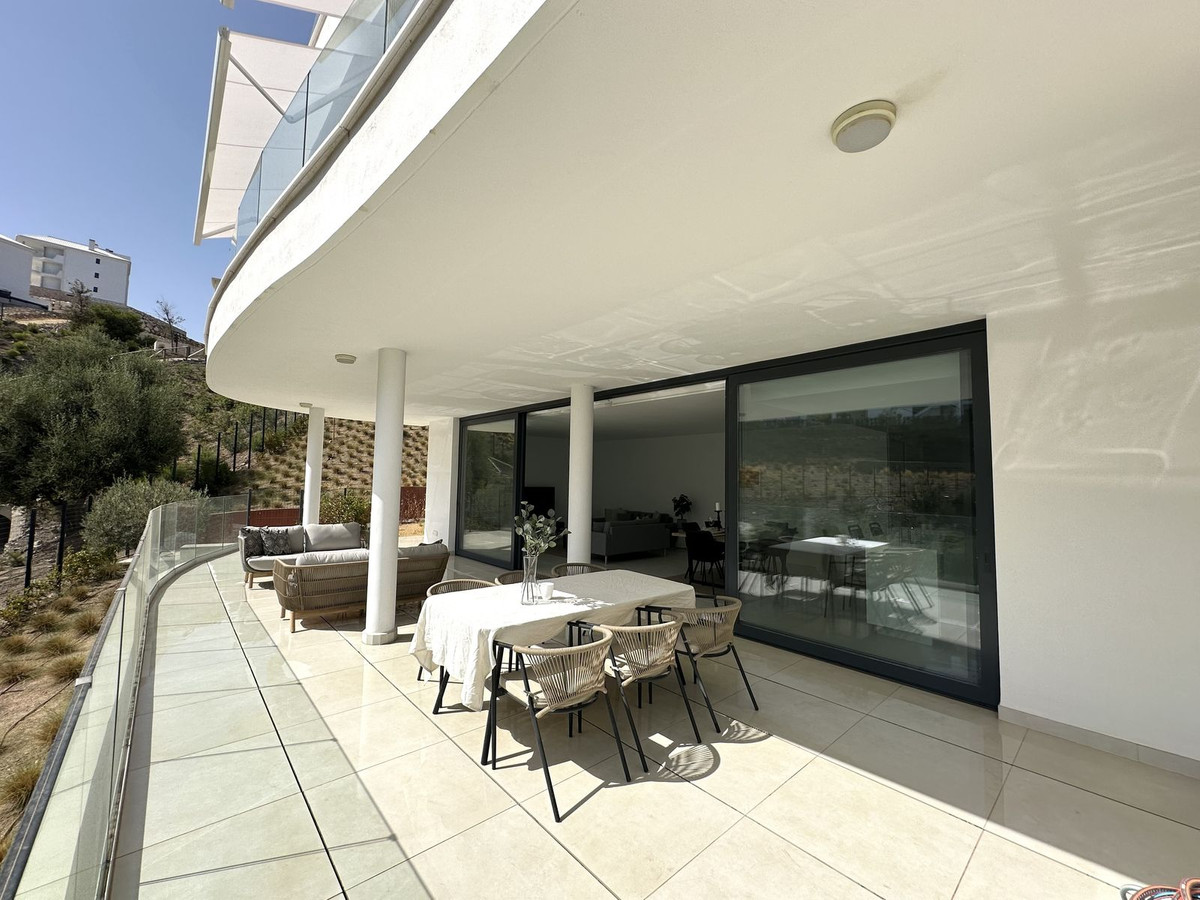 3 Bed Apartment for sale in Higueron Costa Del Sol, Málaga, Spain