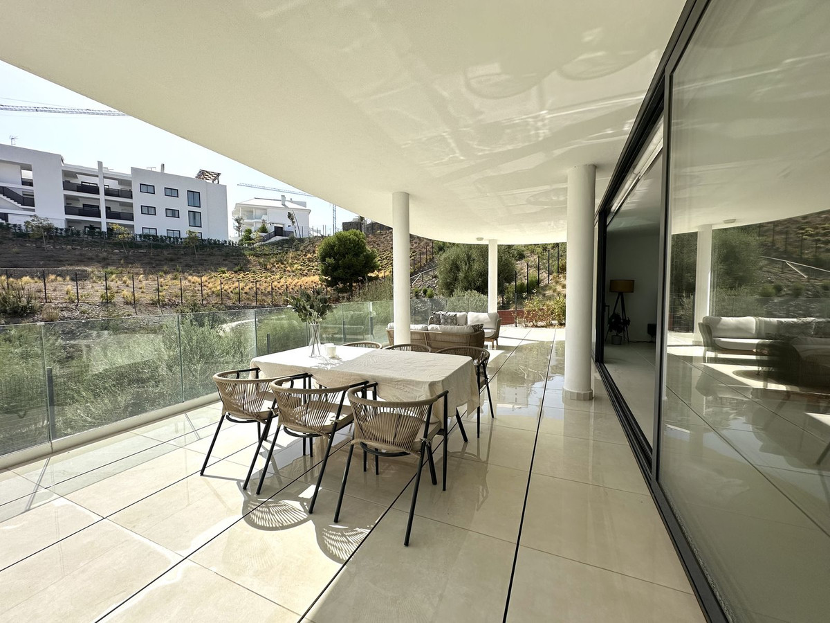 3 Bed Apartment for sale in Higueron Costa Del Sol, Málaga, Spain