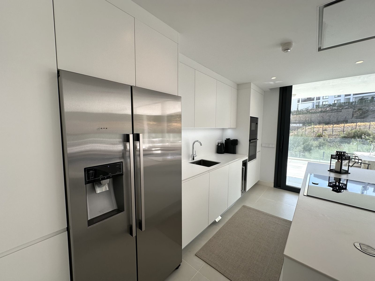 3 Bed Apartment for sale in Higueron Costa Del Sol, Málaga, Spain