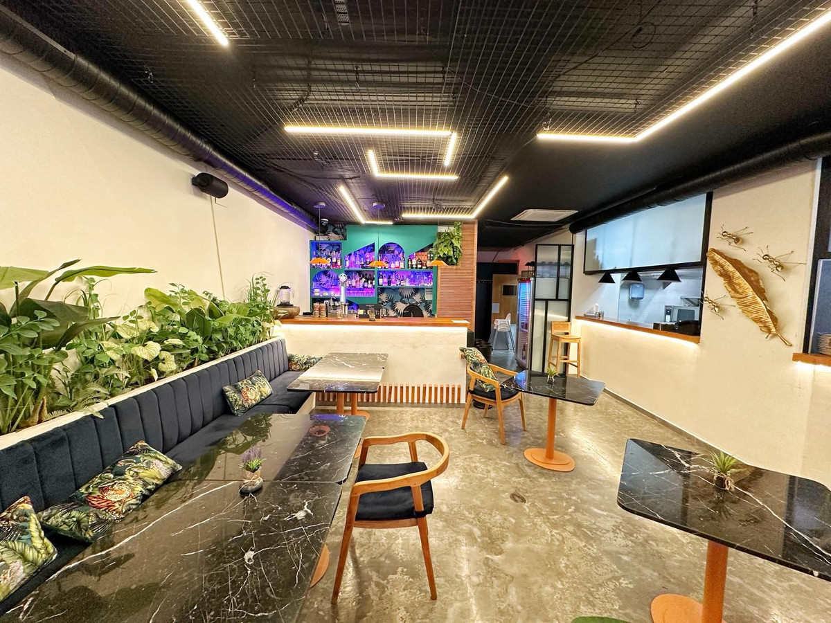 Commercial unit for sale in San Pedro De Alcántara Costa Del Sol, Málaga, Spain