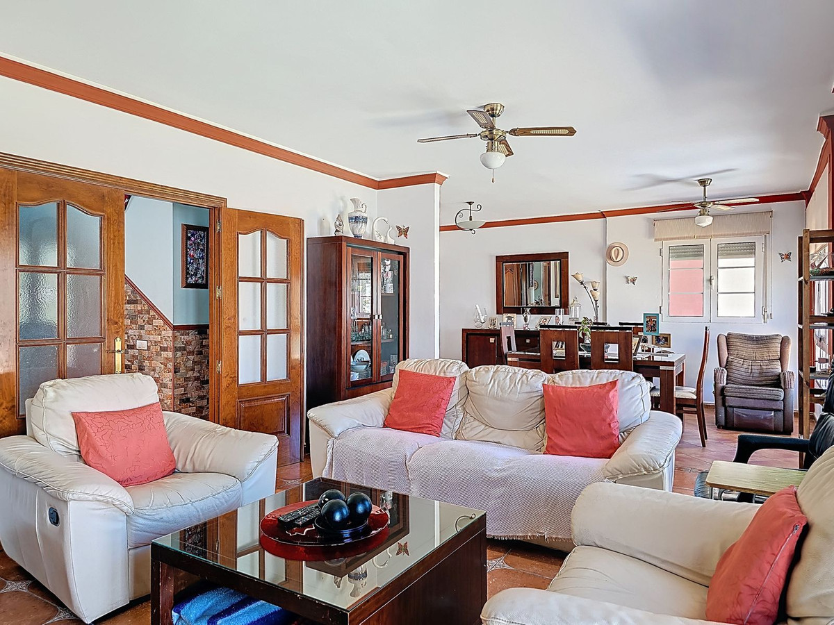Se vende Villa - Chalet de 4 dormitorios en Costa Del Sol East, Málaga, España