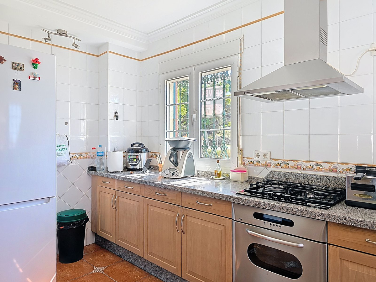 Se vende Villa - Chalet de 4 dormitorios en Costa Del Sol East, Málaga, España