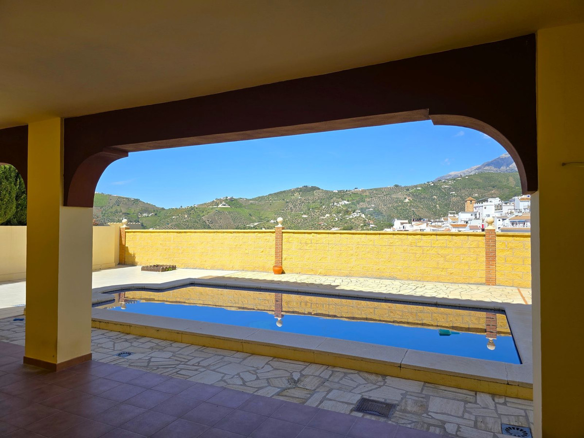 Se vende Villa - Chalet de 4 dormitorios en Costa Del Sol East, Málaga, España