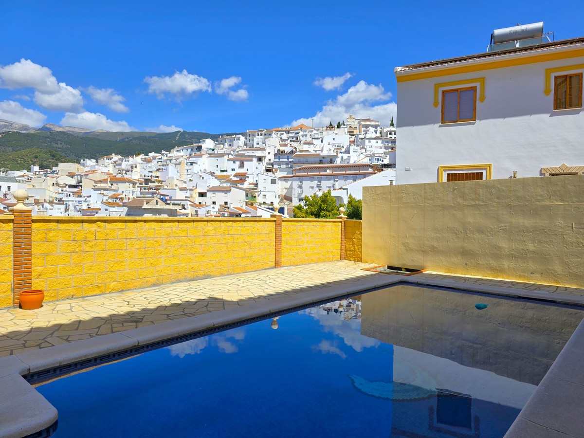 Se vende Villa - Chalet de 4 dormitorios en Costa Del Sol East, Málaga, España