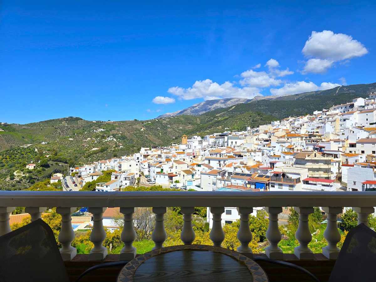 Se vende Villa - Chalet de 4 dormitorios en Costa Del Sol East, Málaga, España