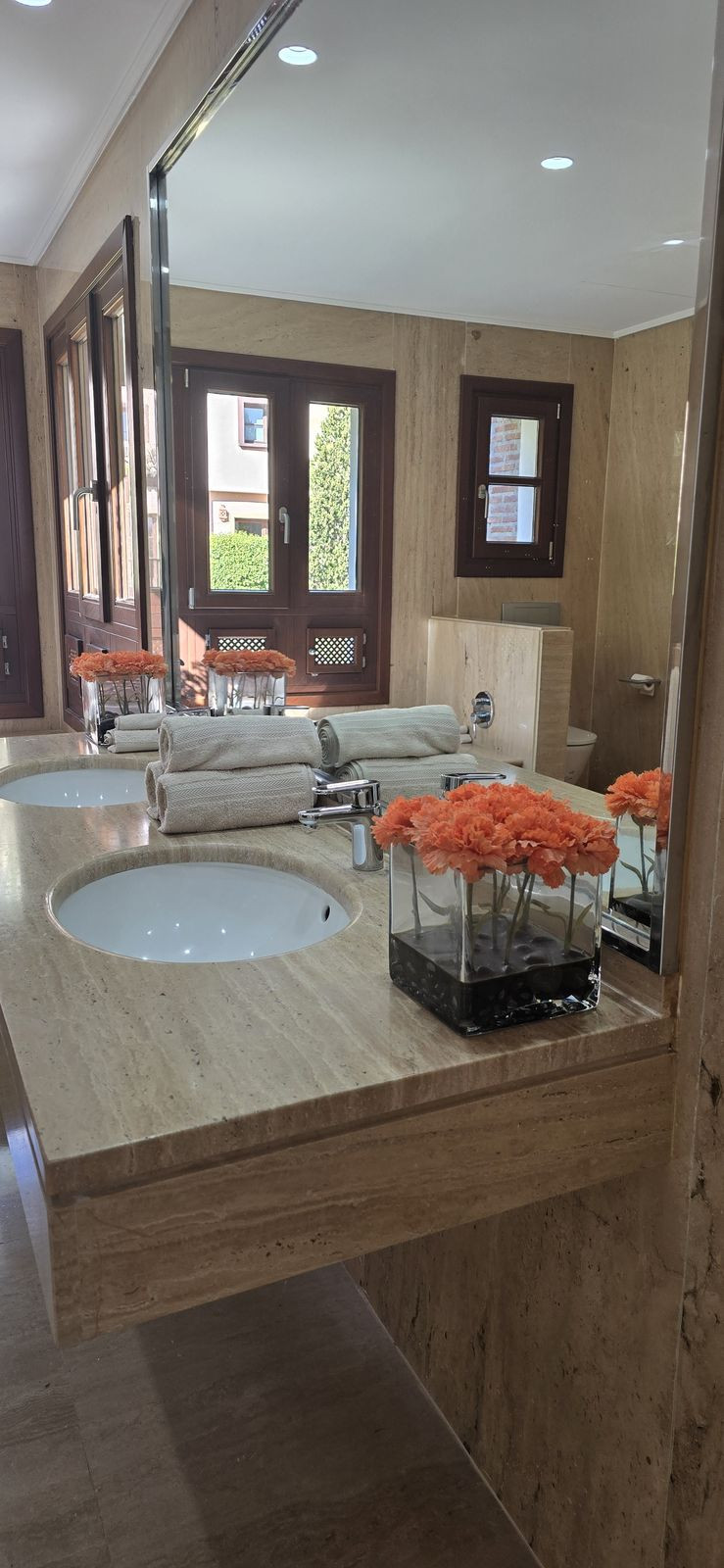 6 Bed Townhouse for sale in The Golden Mile Costa Del Sol, Málaga, Spain