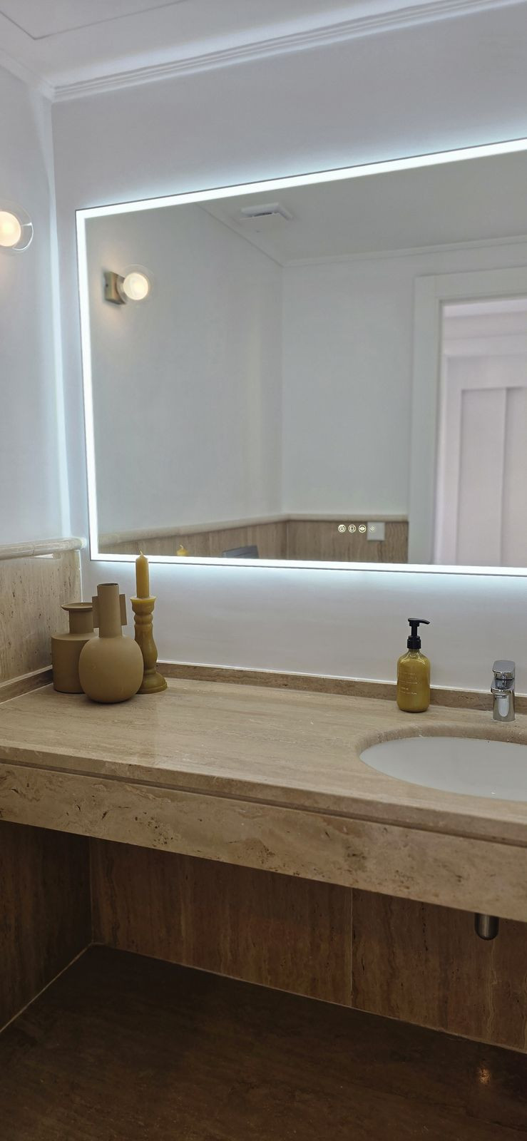 6 Bed Townhouse for sale in The Golden Mile Costa Del Sol, Málaga, Spain