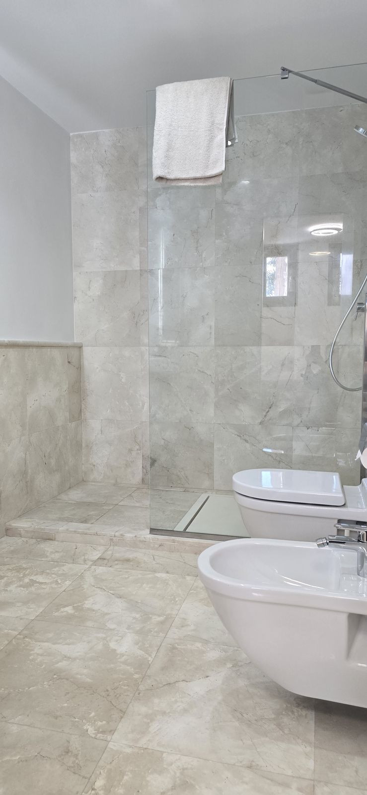 6 Bed Townhouse for sale in The Golden Mile Costa Del Sol, Málaga, Spain