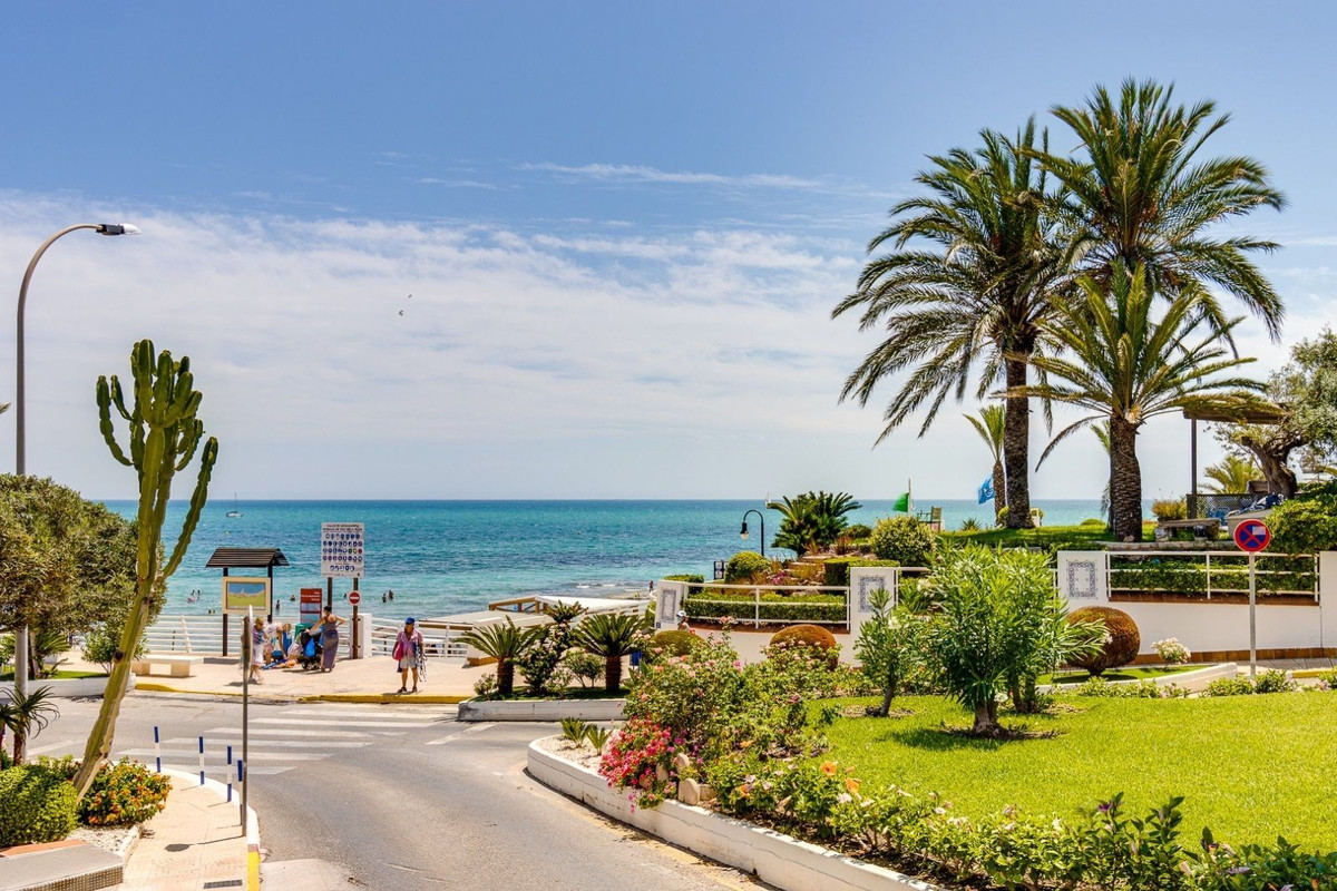 2 Bed Apartment for sale in Campoamor Costa Blanca, Alicante, Spain