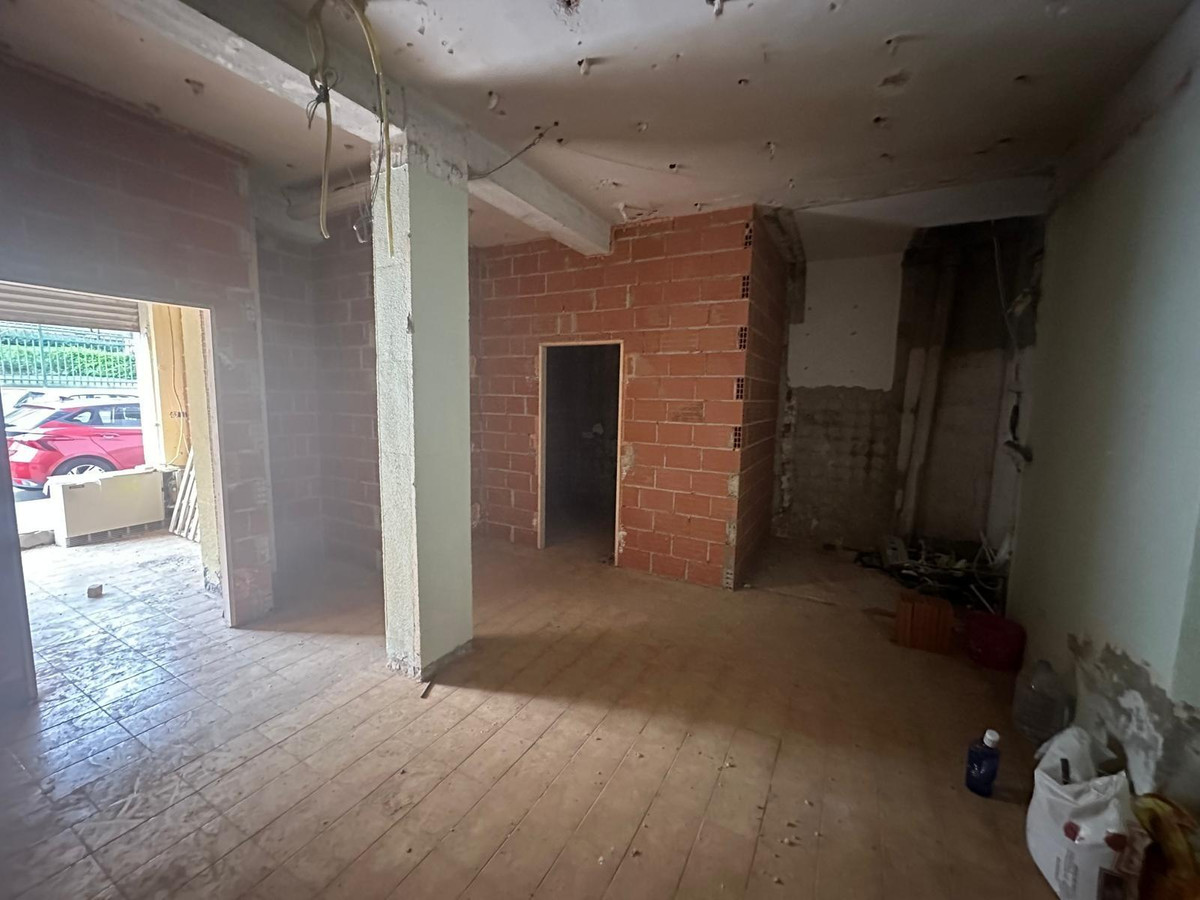 2 Bed Commercial unit for sale in Alicante Costa Blanca, Alicante, Spain