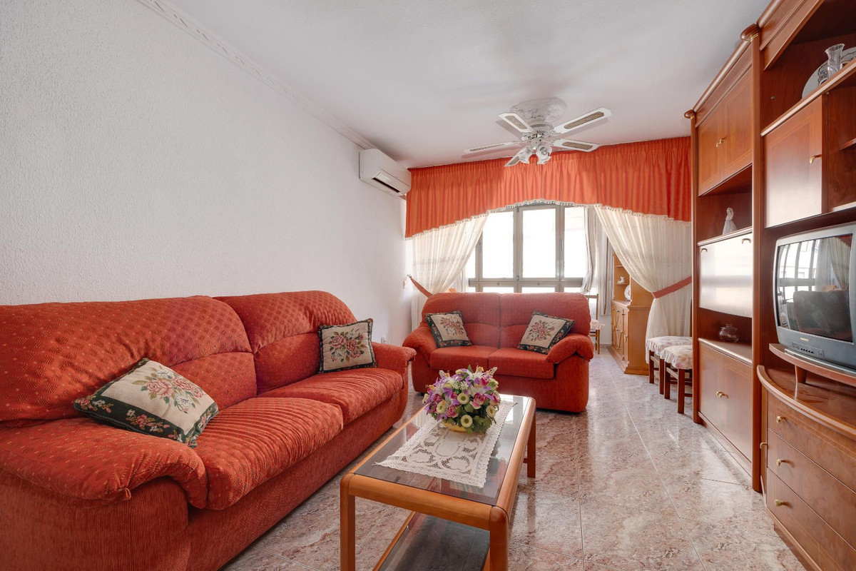 4 Bed Apartment for sale in Guardamar Del Segura Costa Blanca, Alicante, Spain