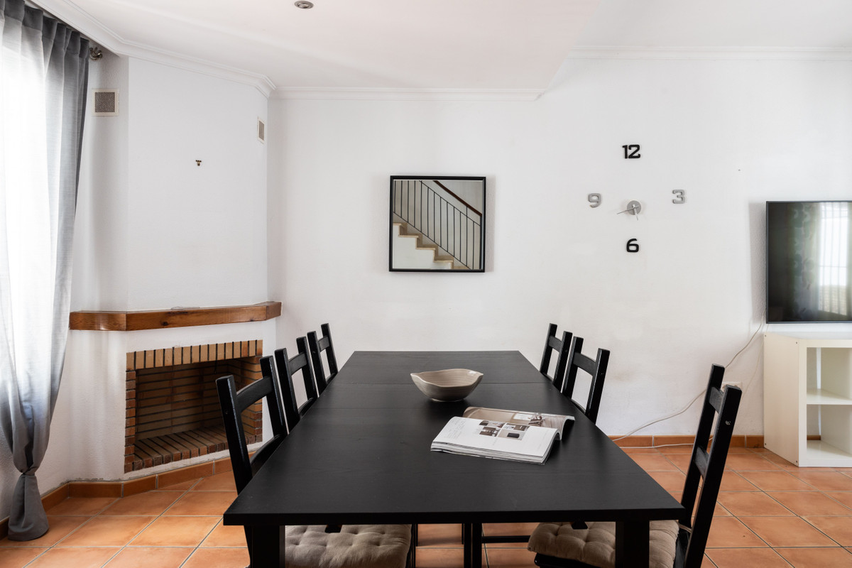 4 Bed Townhouse for sale in Torreblanca Costa Del Sol, Málaga, Spain