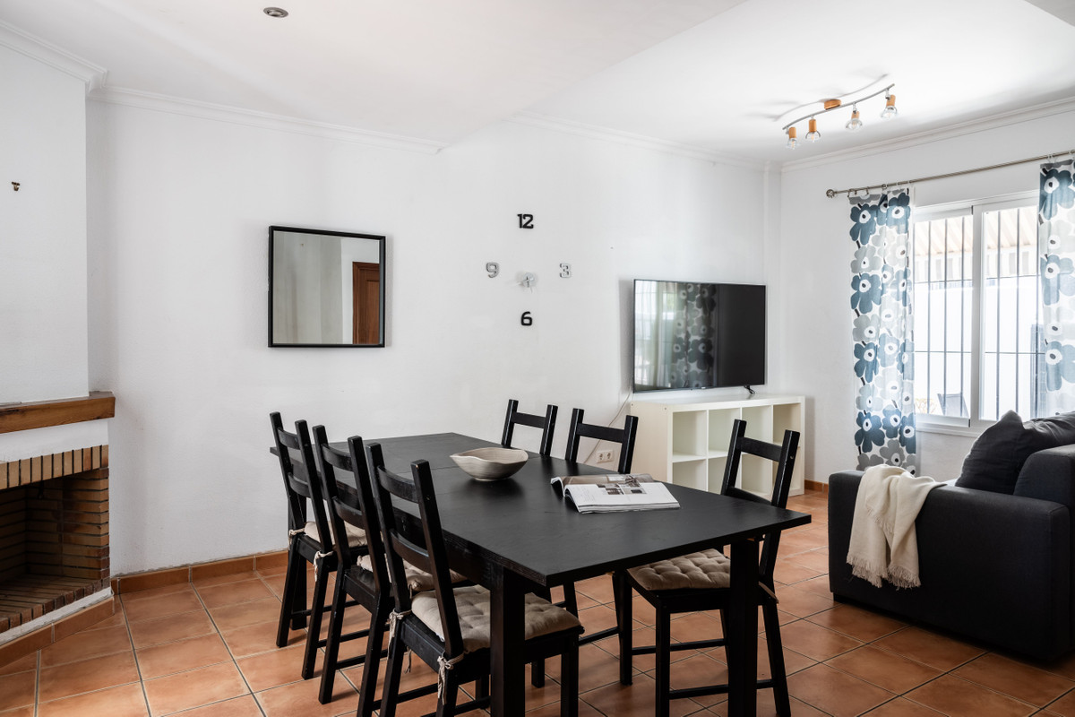 4 Bed Townhouse for sale in Torreblanca Costa Del Sol, Málaga, Spain