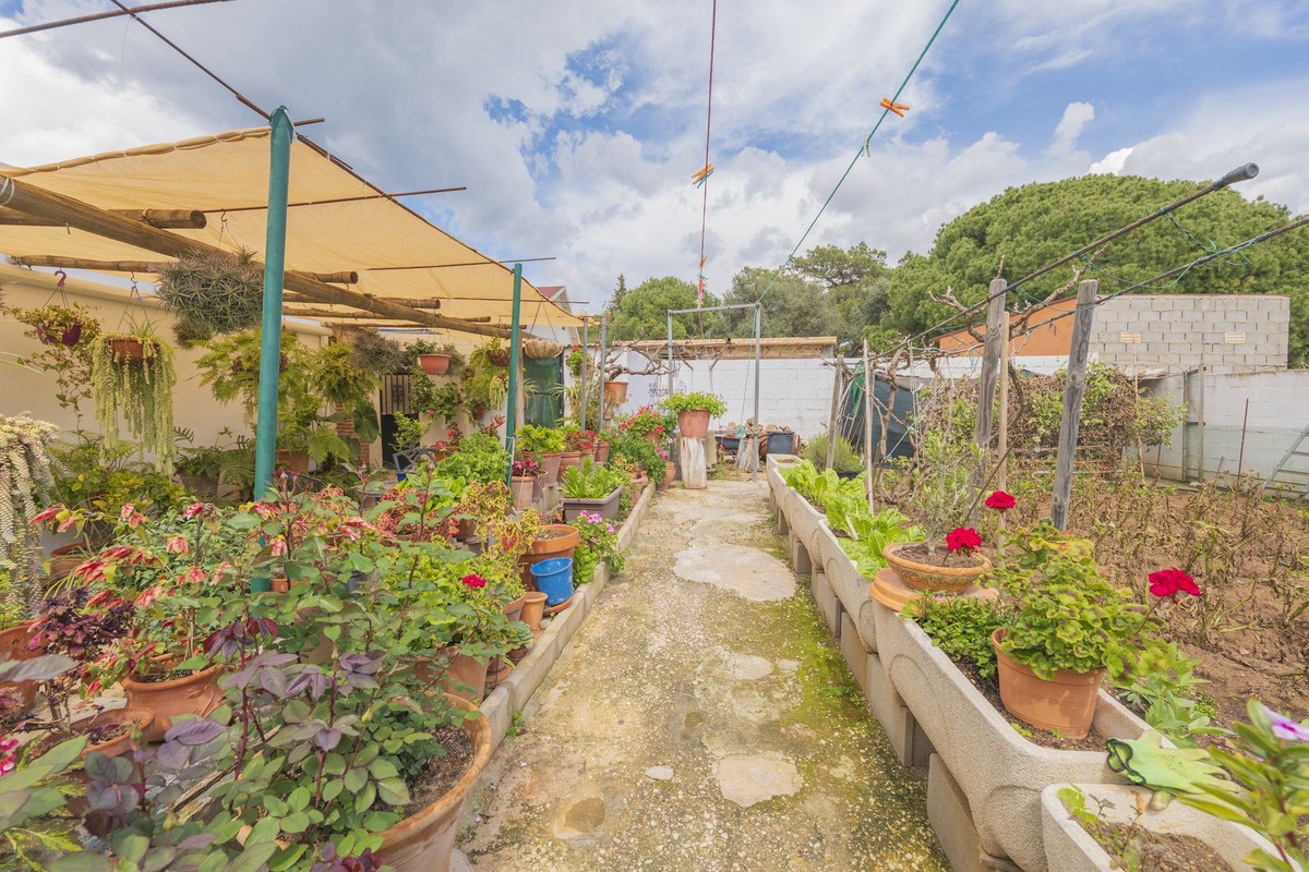 3 Bed Townhouse for sale in Las Chapas Costa Del Sol, Málaga, Spain