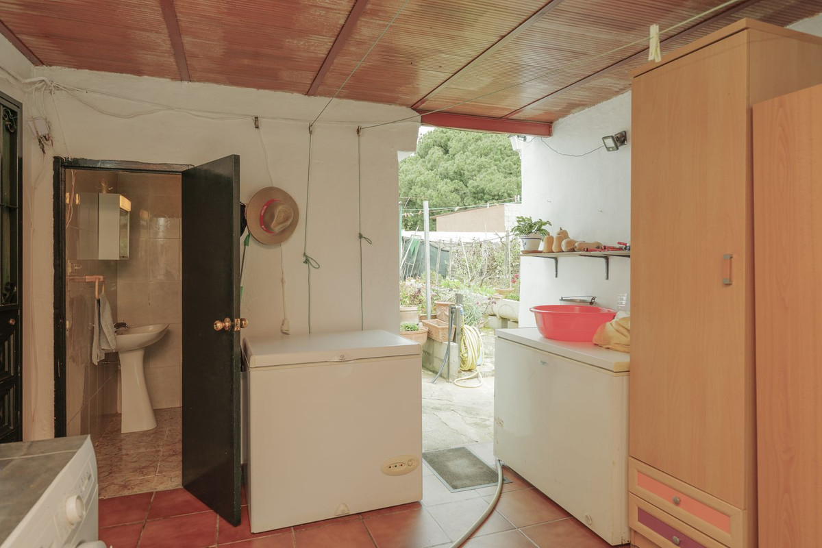 3 Bed Townhouse for sale in Las Chapas Costa Del Sol, Málaga, Spain