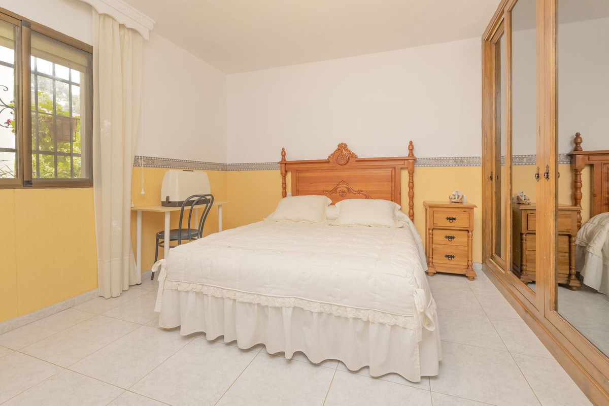 3 Bed Townhouse for sale in Las Chapas Costa Del Sol, Málaga, Spain