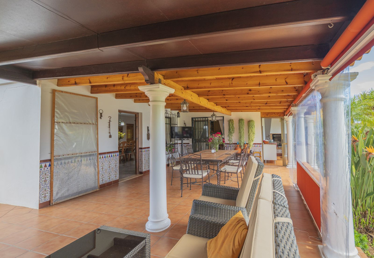 3 Bed Townhouse for sale in Las Chapas Costa Del Sol, Málaga, Spain