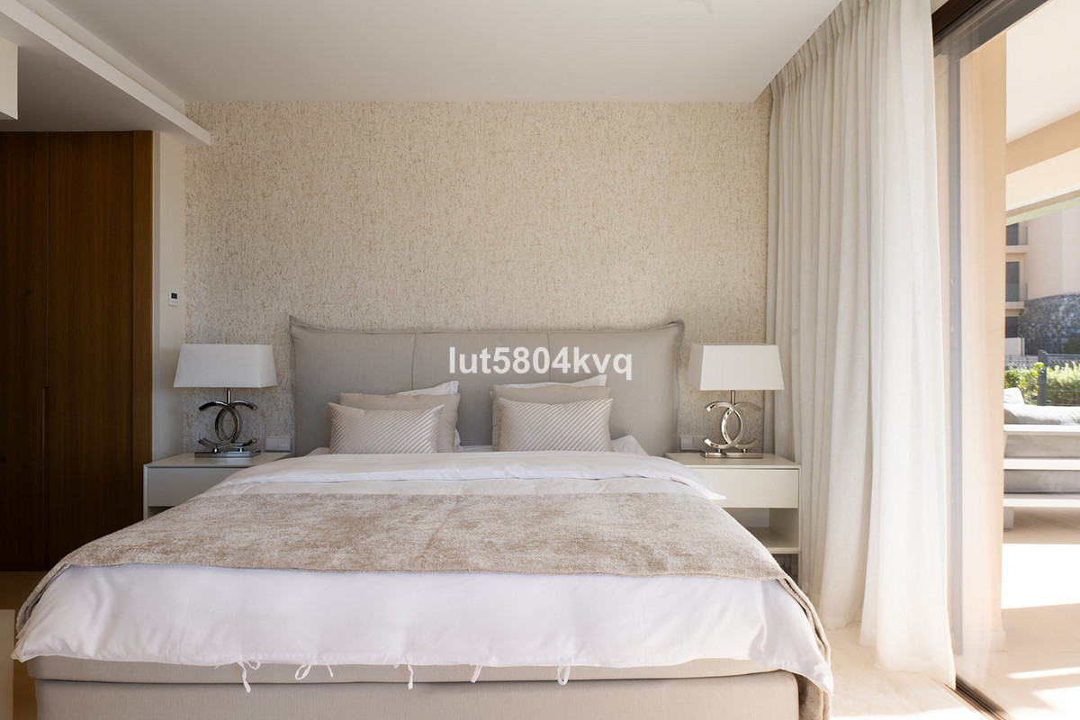 3 Bed Apartment for sale in Benahavís Costa Del Sol, Málaga, Spain