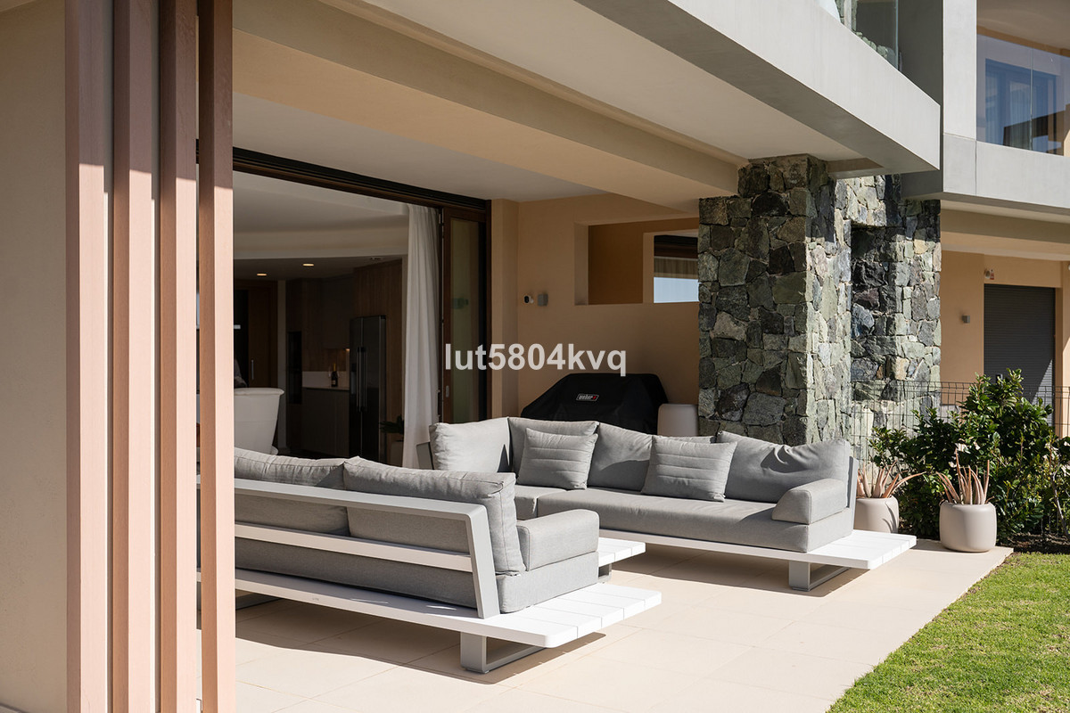 3 Bed Apartment for sale in Benahavís Costa Del Sol, Málaga, Spain