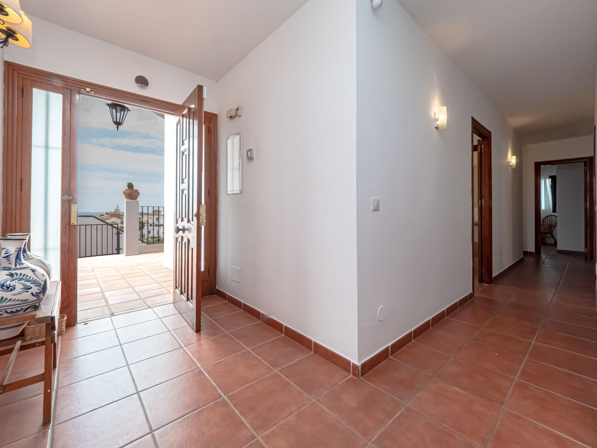 4 Bed Townhouse for sale in Nerja Costa Del Sol East, Málaga, Spain