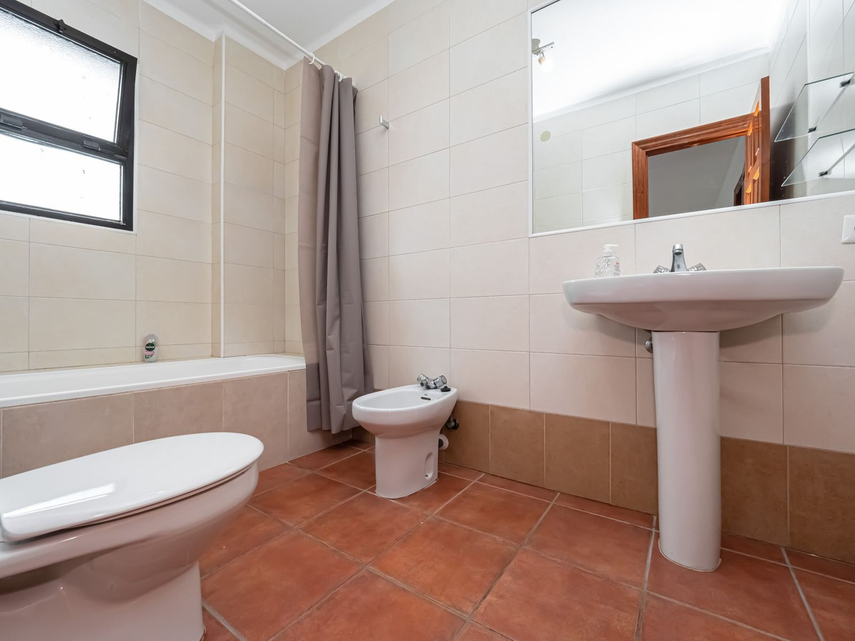 4 Bed Townhouse for sale in Nerja Costa Del Sol East, Málaga, Spain
