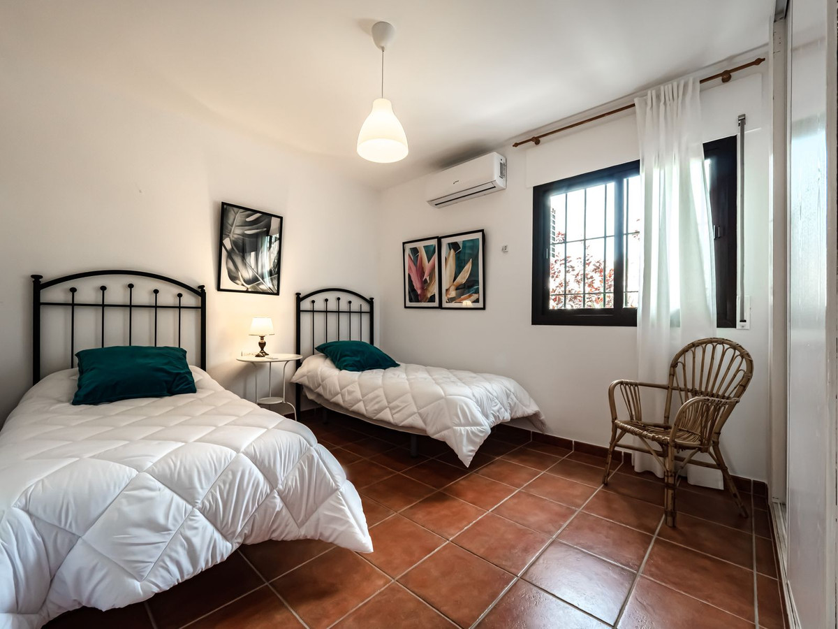 4 Bed Townhouse for sale in Nerja Costa Del Sol East, Málaga, Spain