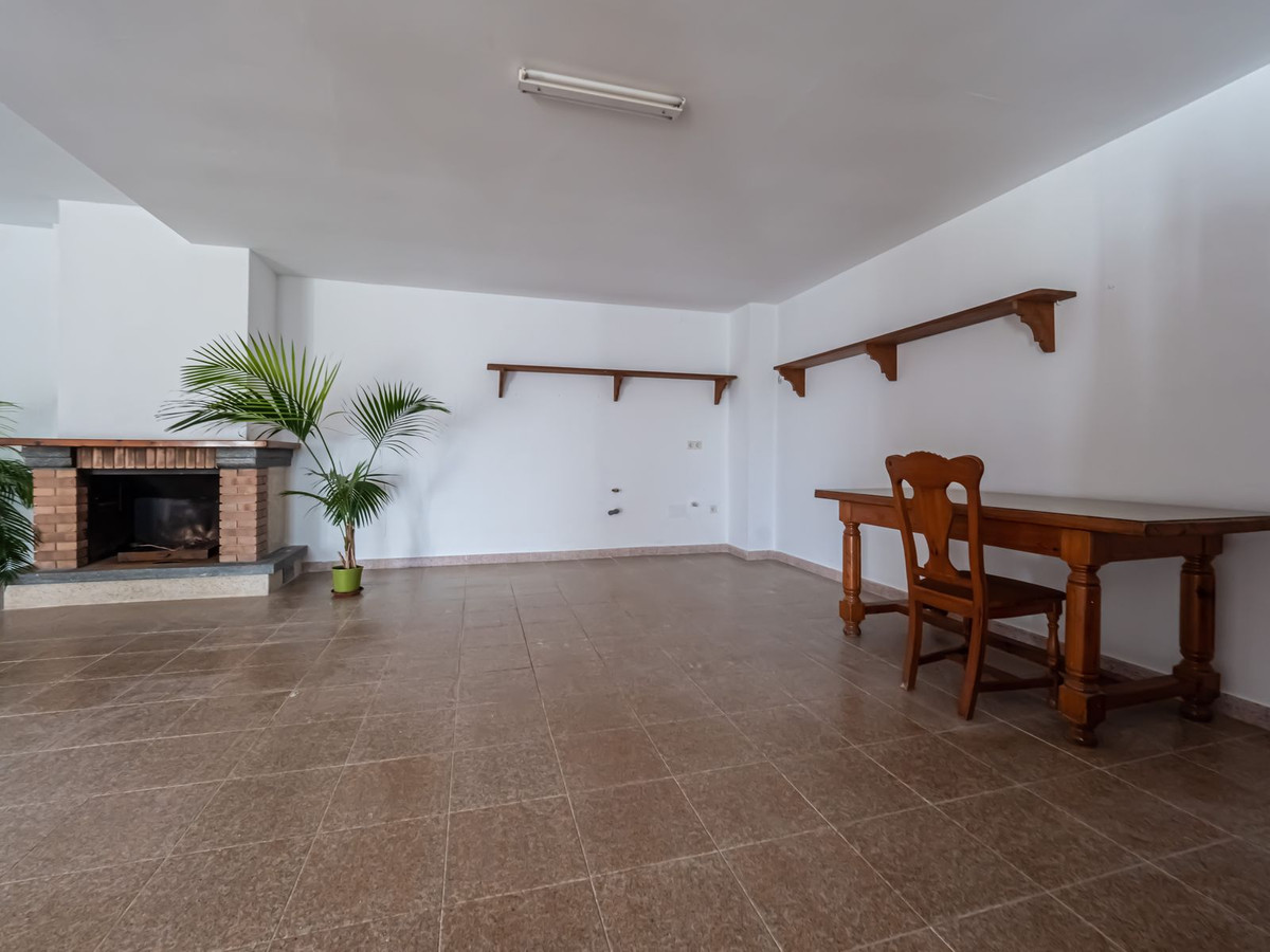 4 Bed Townhouse for sale in Nerja Costa Del Sol East, Málaga, Spain