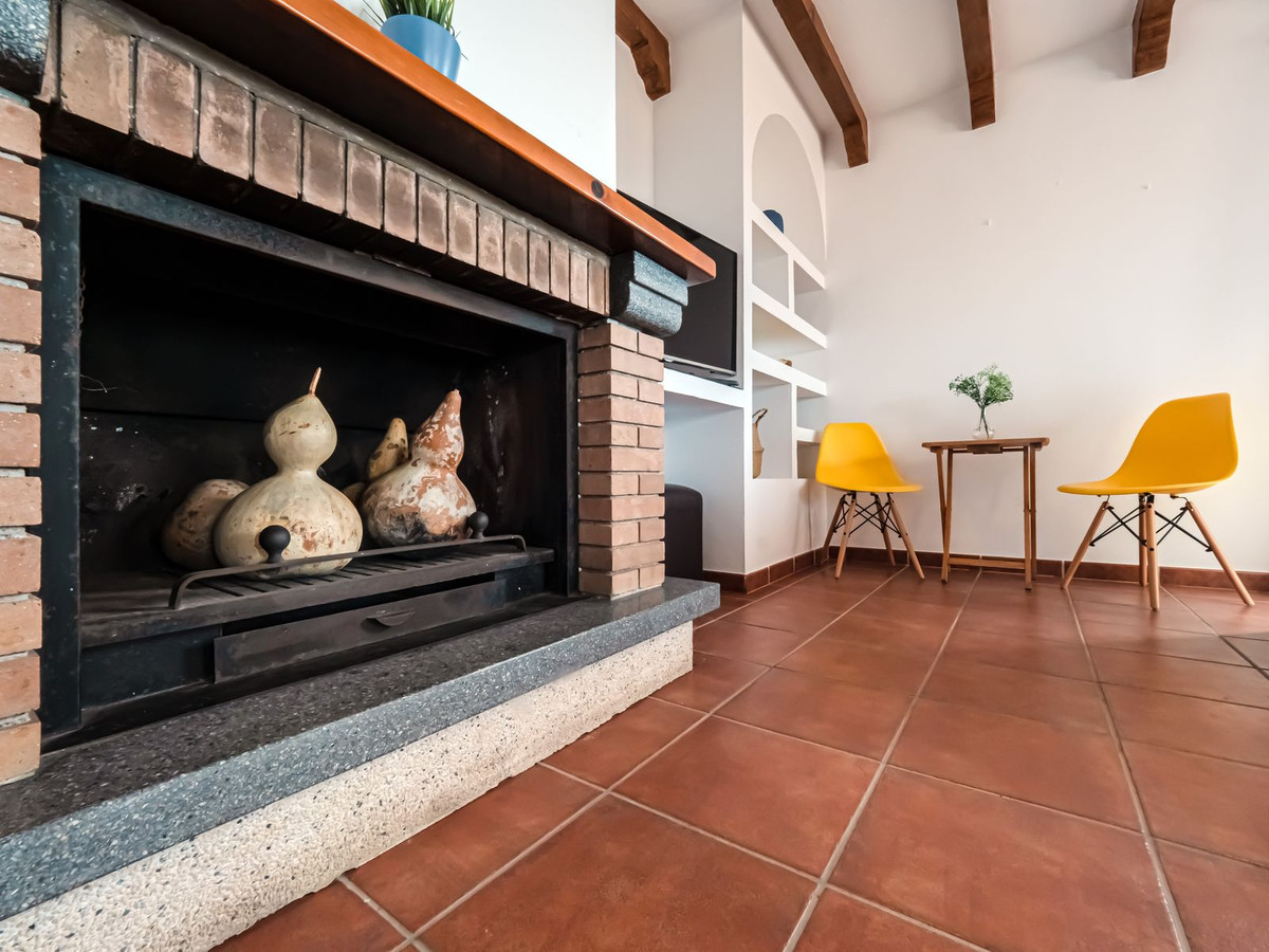 4 Bed Townhouse for sale in Nerja Costa Del Sol East, Málaga, Spain