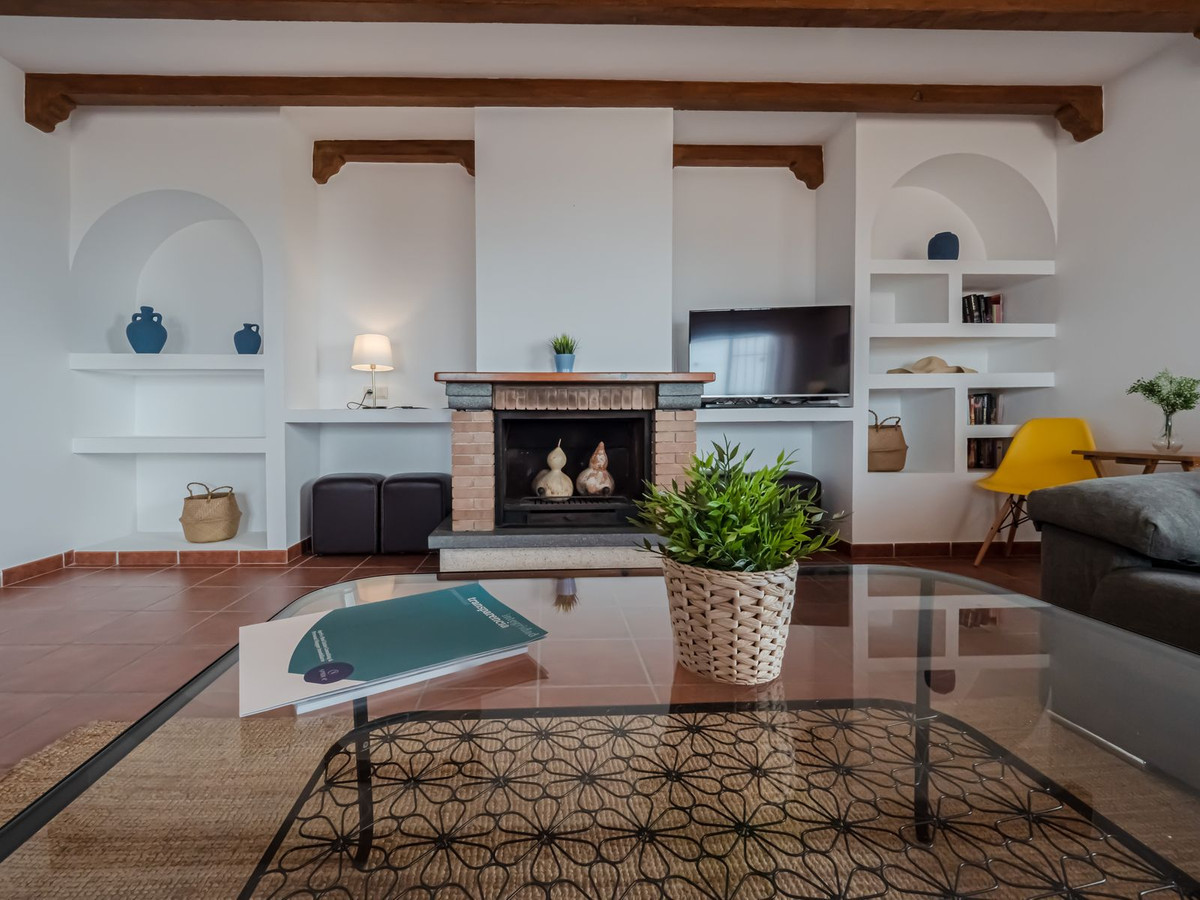 4 Bed Townhouse for sale in Nerja Costa Del Sol East, Málaga, Spain