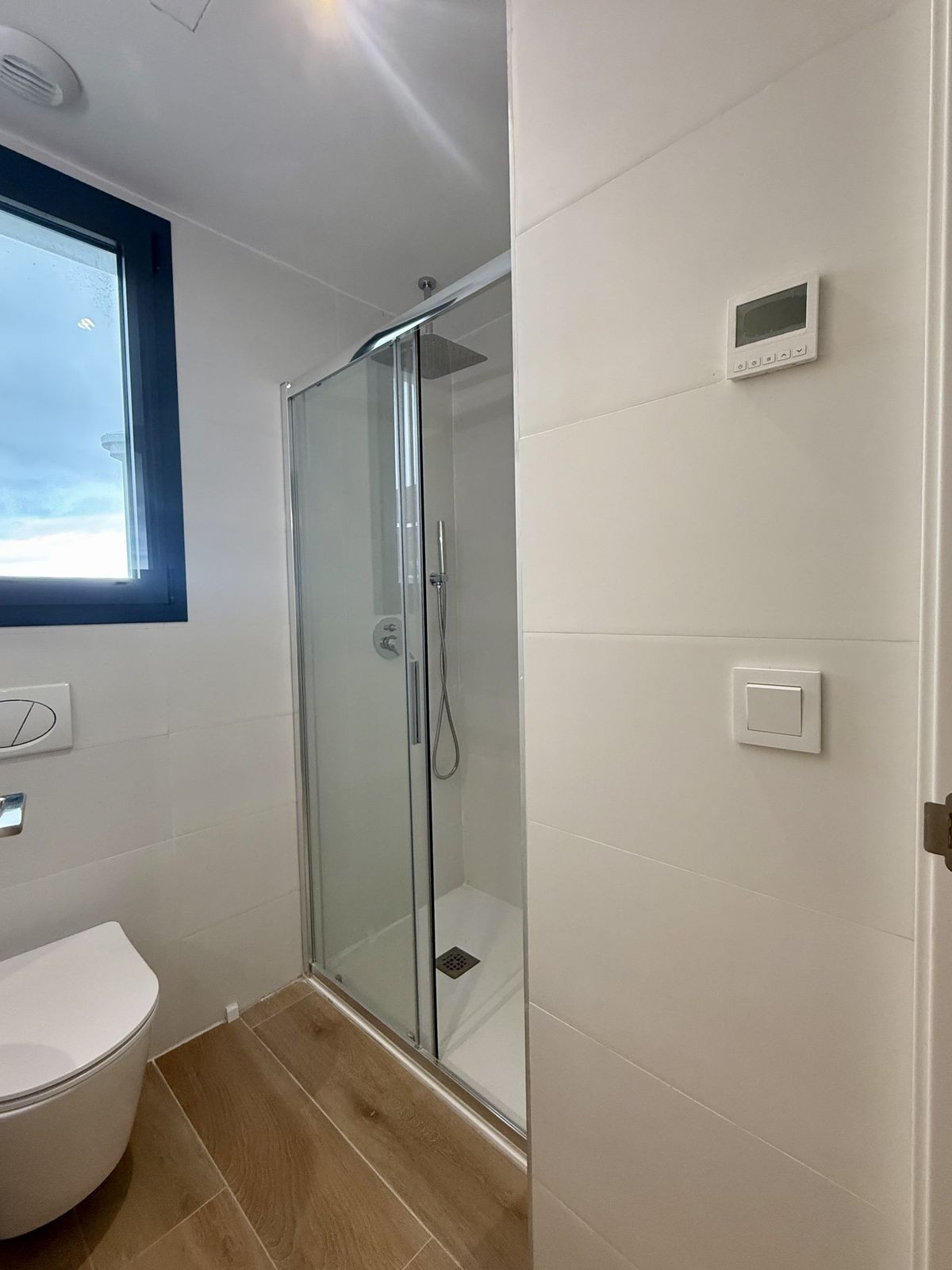 3 Bed Apartment for sale in Fuengirola Costa Del Sol, Málaga, Spain