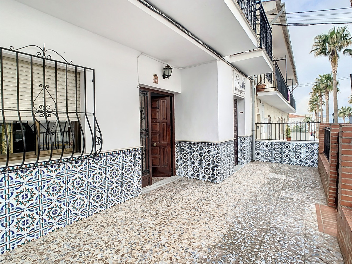 Se vende Pareada de 5 dormitorios en Costa Del Sol East, Málaga, España